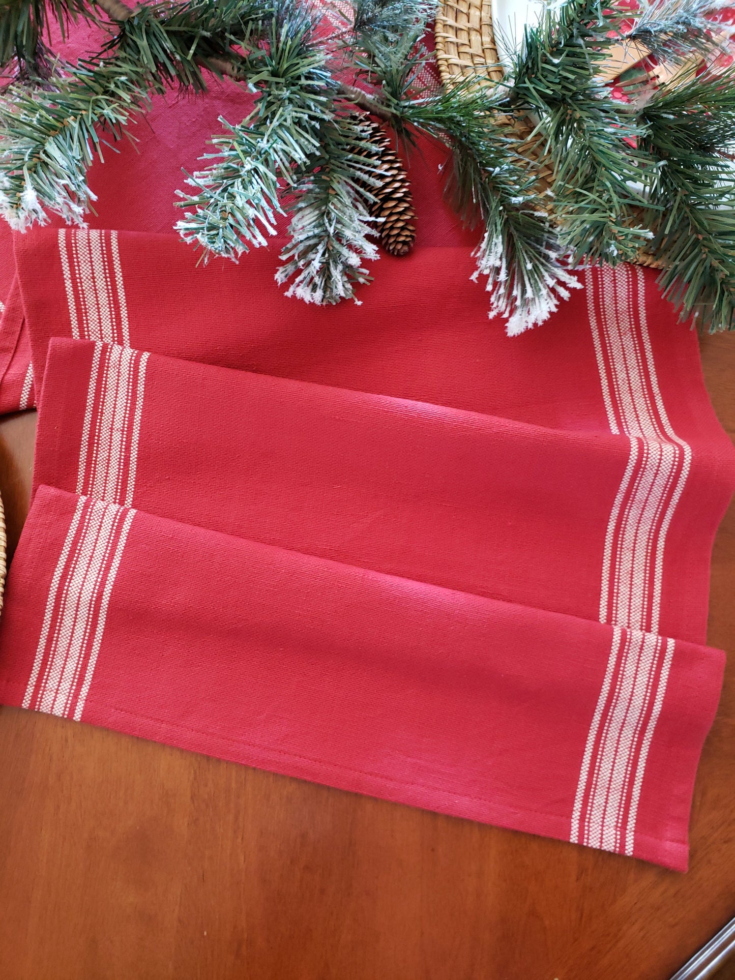 Red Farmhouse Table Runner