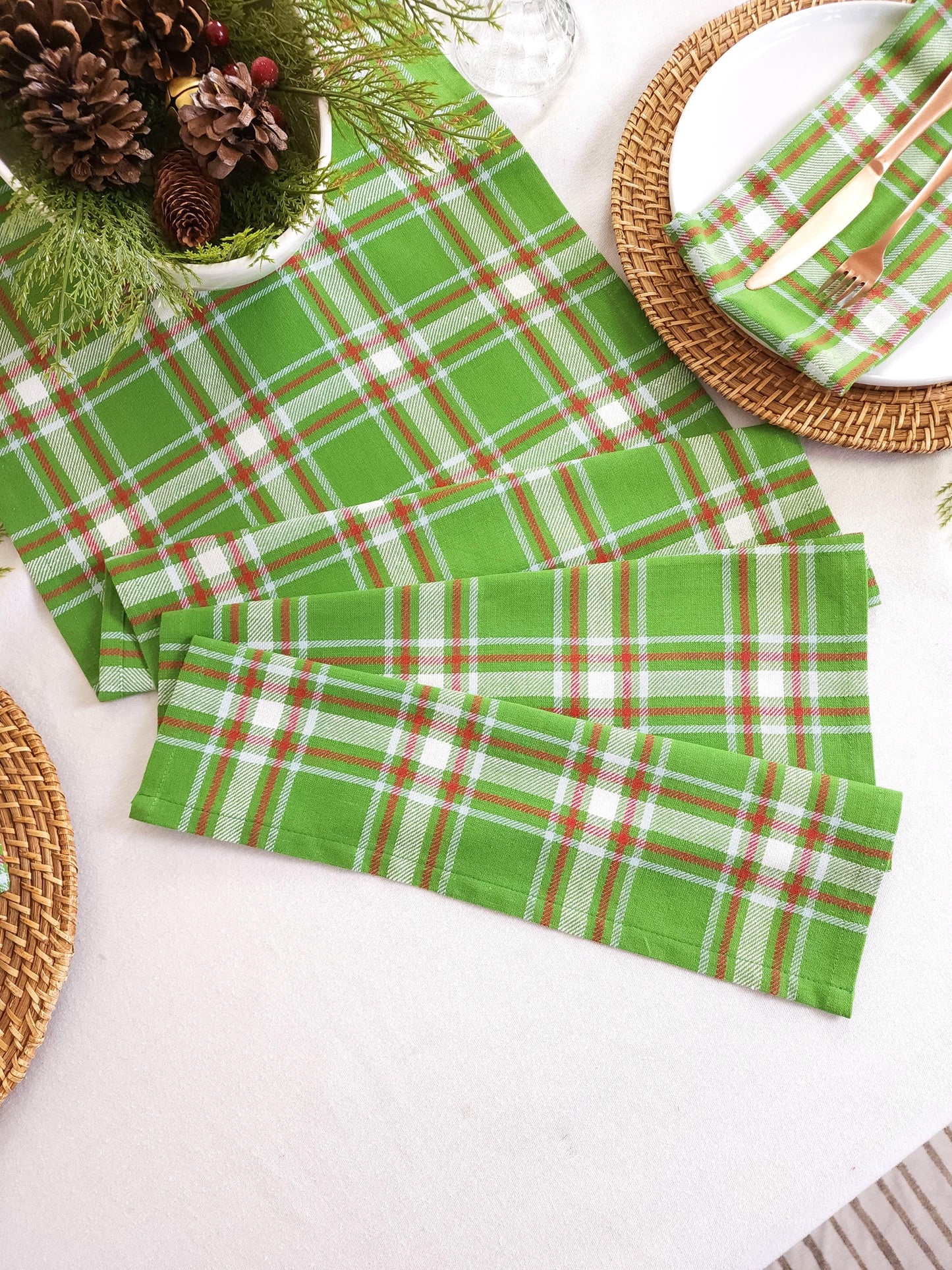 Green Plaid Christmas Table Runner