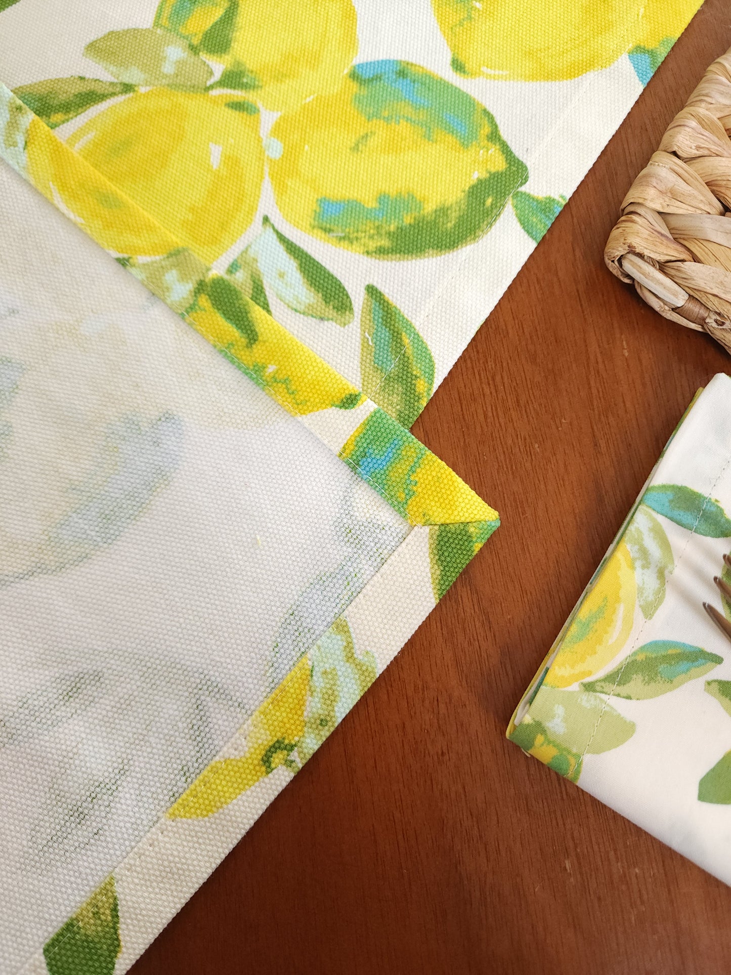 Lemon Grove Table Runner